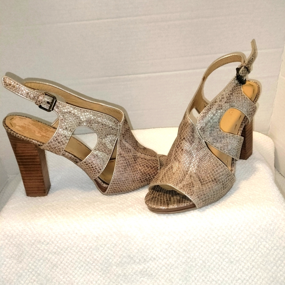 Nine West Women's MissPriss  Animal Print Ankle Sandals Sz 9 1/2M